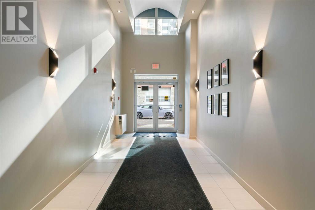 Single Family House High rise for Sale in    Avenue SW Eau Claire Calgary 
