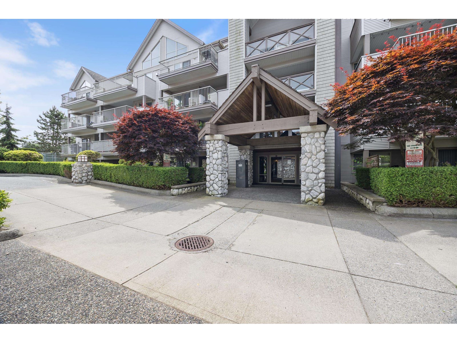 Photo 2 of 211 33478 Roberts Avenue, Abbotsford BC