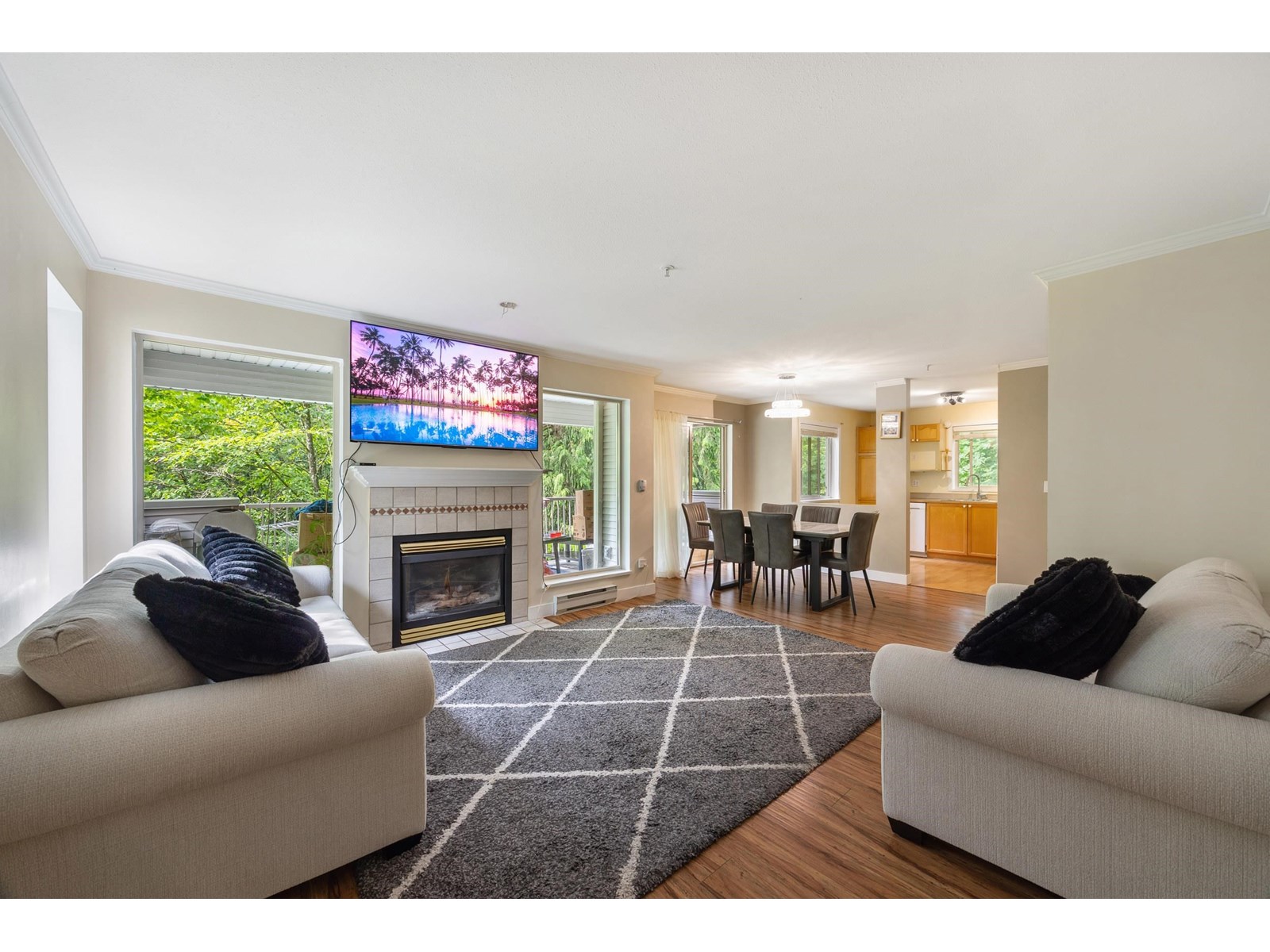 Photo 3 of 211 33478 Roberts Avenue, Abbotsford BC