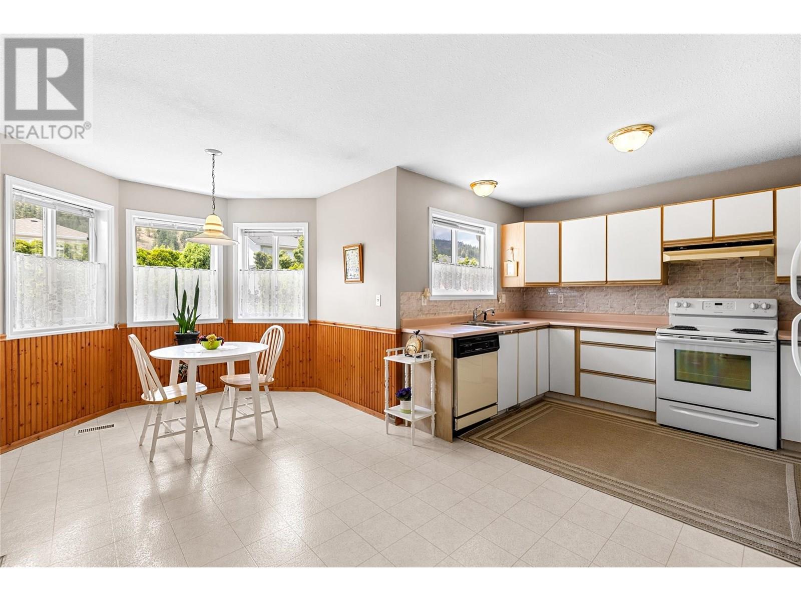  378 McTavish Crescent, Kelowna