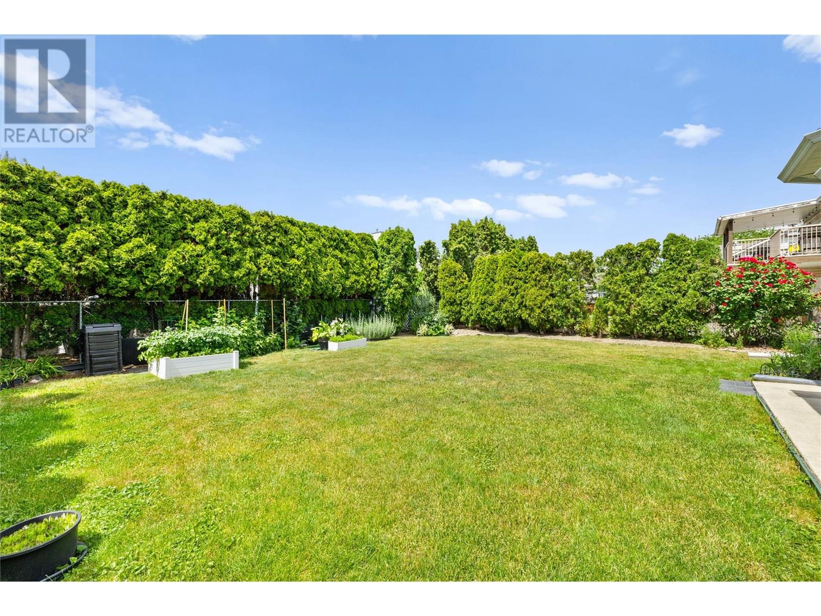  378 McTavish Crescent, Kelowna
