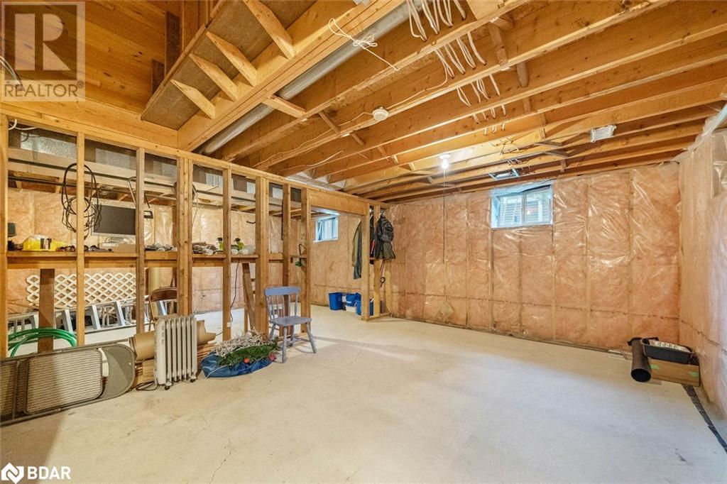 Photo 27 of 138 Tall Pines Drive, Tiny ON