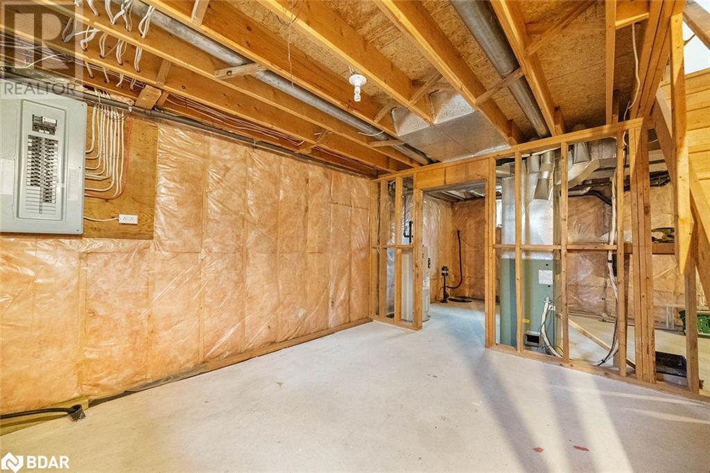 Photo 26 of 138 Tall Pines Drive, Tiny ON