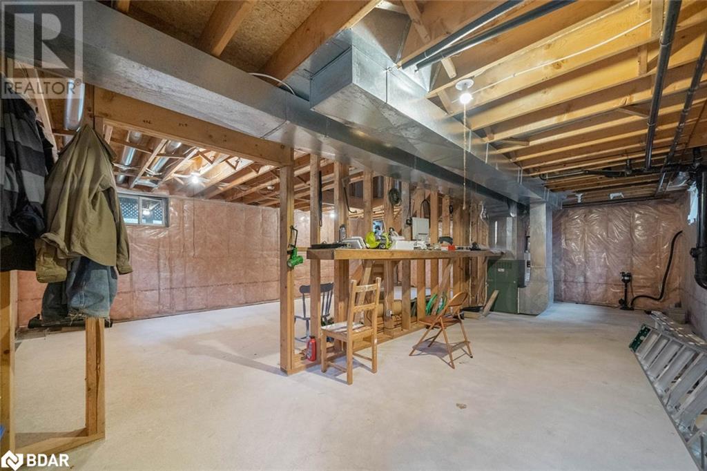 Photo 28 of 138 Tall Pines Drive, Tiny ON