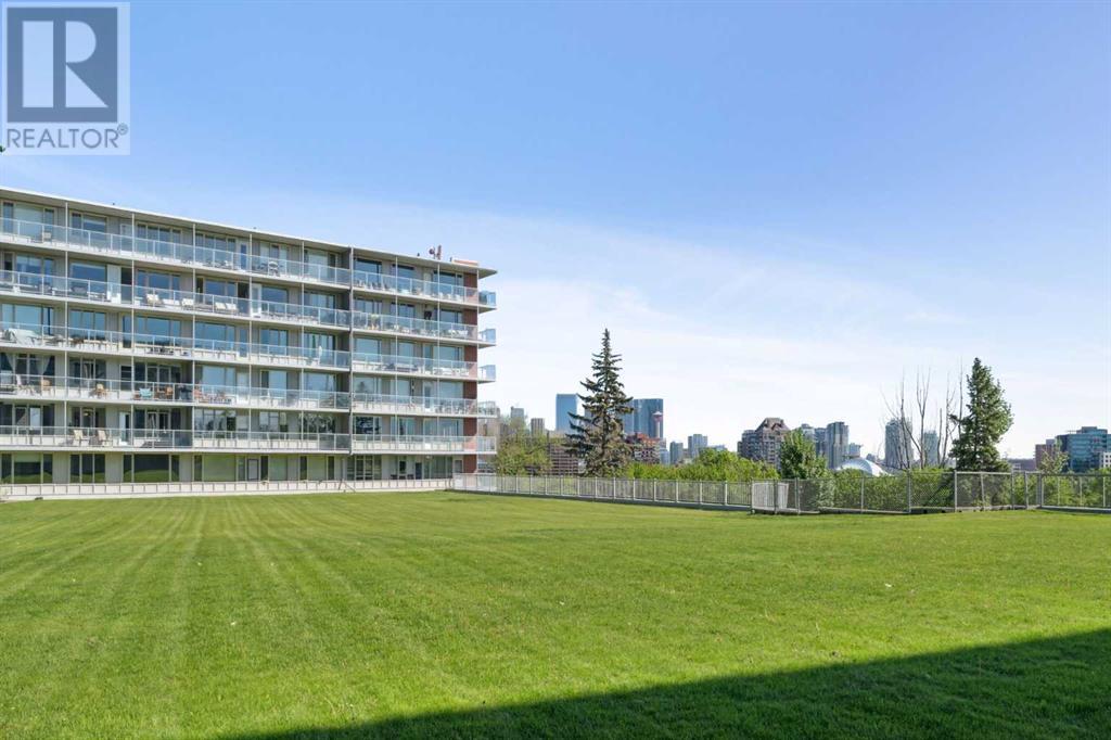 Single Family House for Sale in   Rideau Place SW Rideau Park Calgary 
