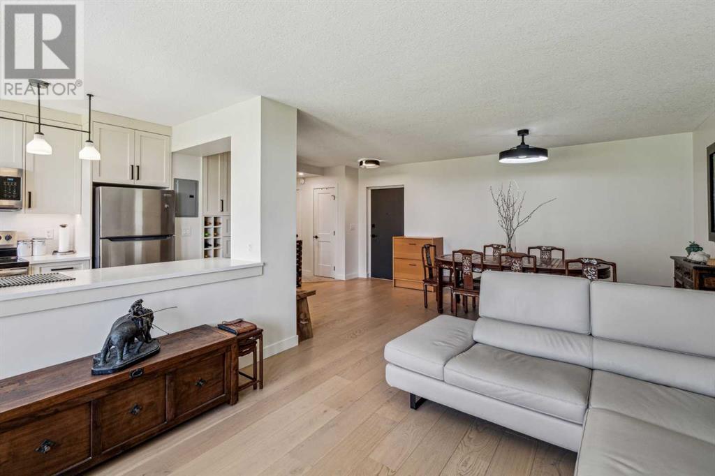 Single Family House for Sale in   Rideau Place SW Rideau Park Calgary 