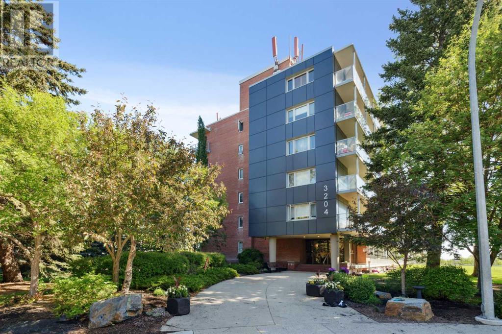 Single Family House for Sale in   Rideau Place SW Rideau Park Calgary 