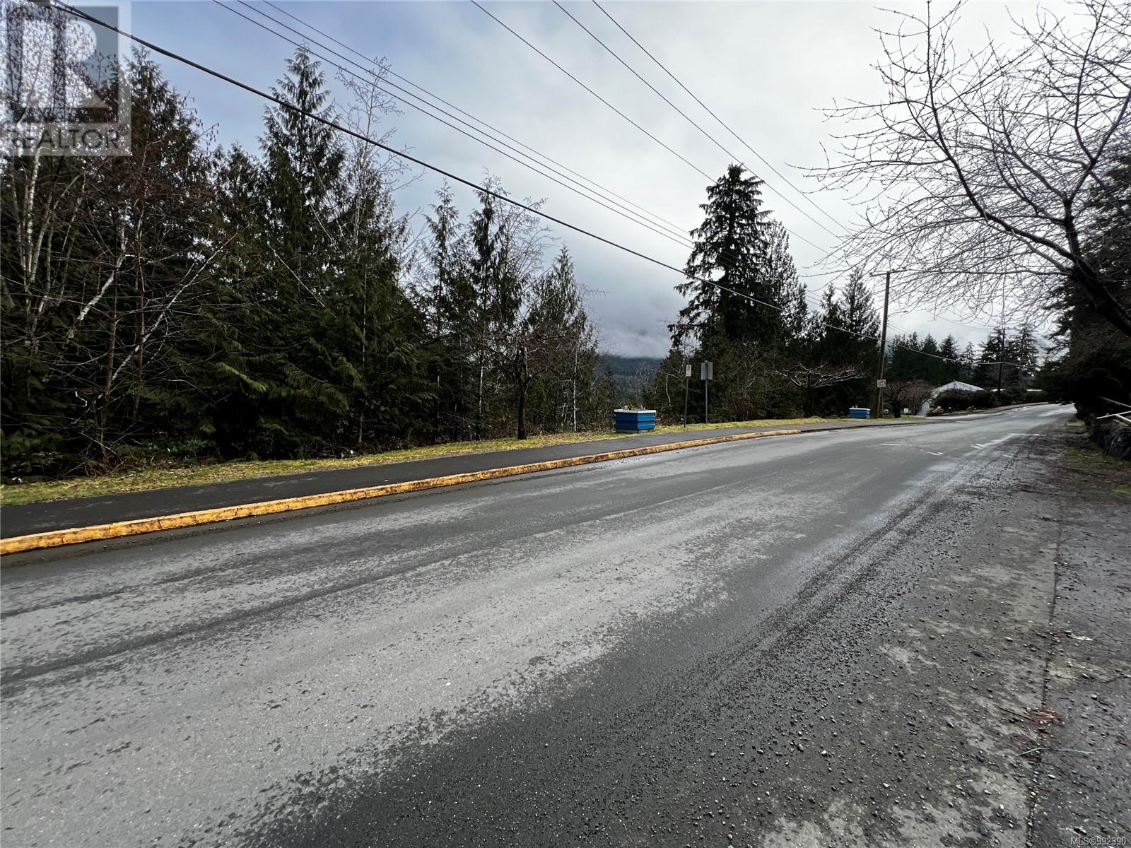 854 Maquinna Dr S, Tahsis