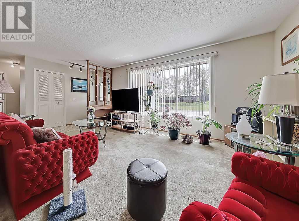 Single Family House Bungalow for Sale in  Braxton Road SW Braeside Calgary 