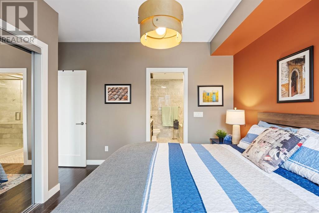 Single Family House for Sale in    Street NW West Hillhurst Calgary 