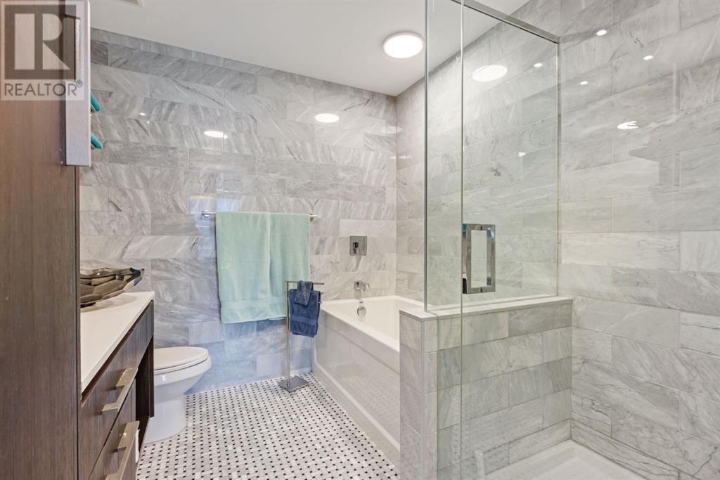 Single Family House for Sale in    Street NW West Hillhurst Calgary 