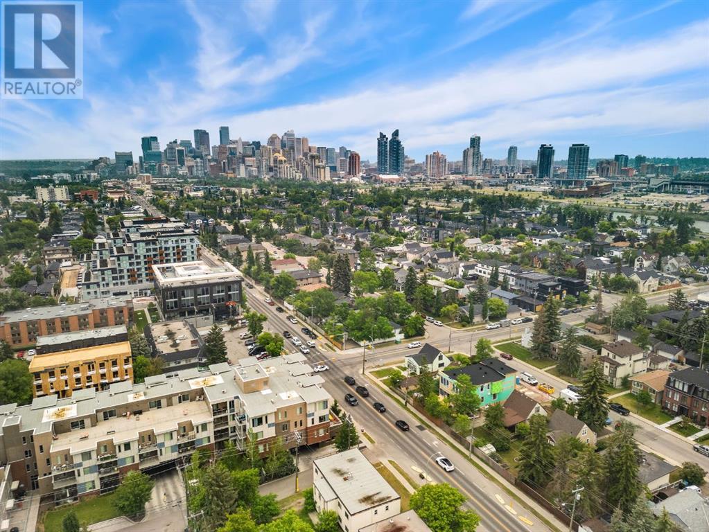 Single Family House for Sale in    Street NW West Hillhurst Calgary 