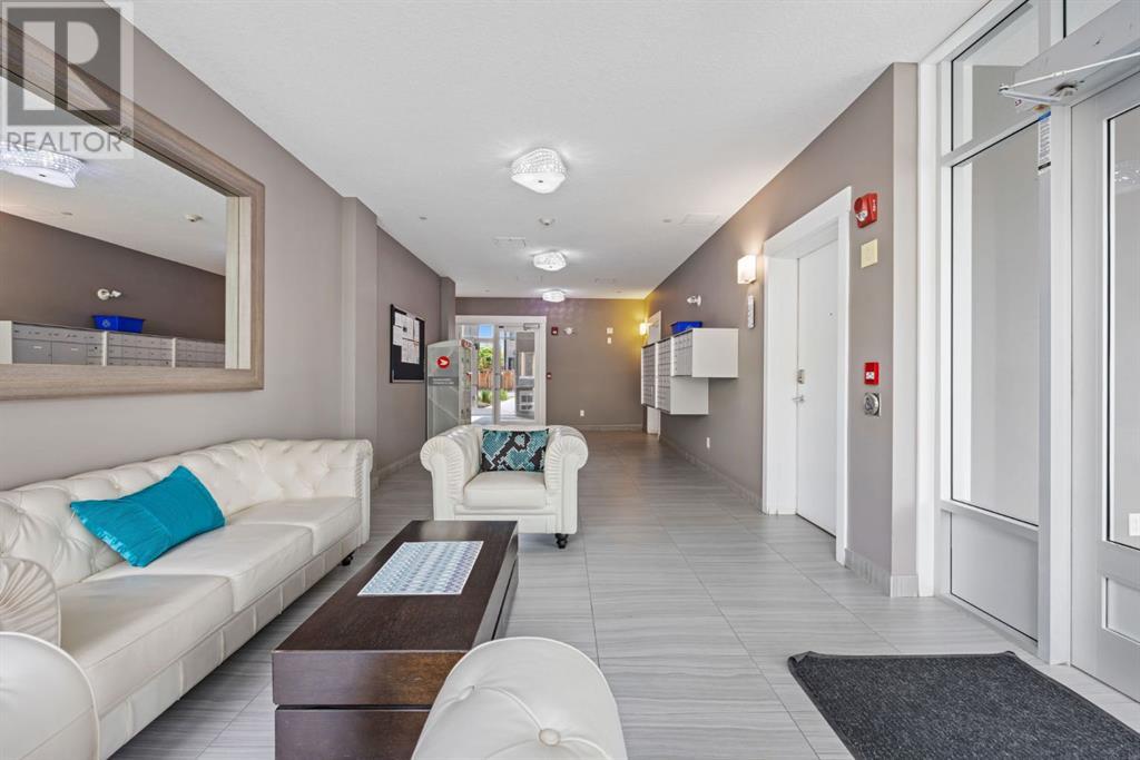 Single Family House for Sale in    Street NW West Hillhurst Calgary 