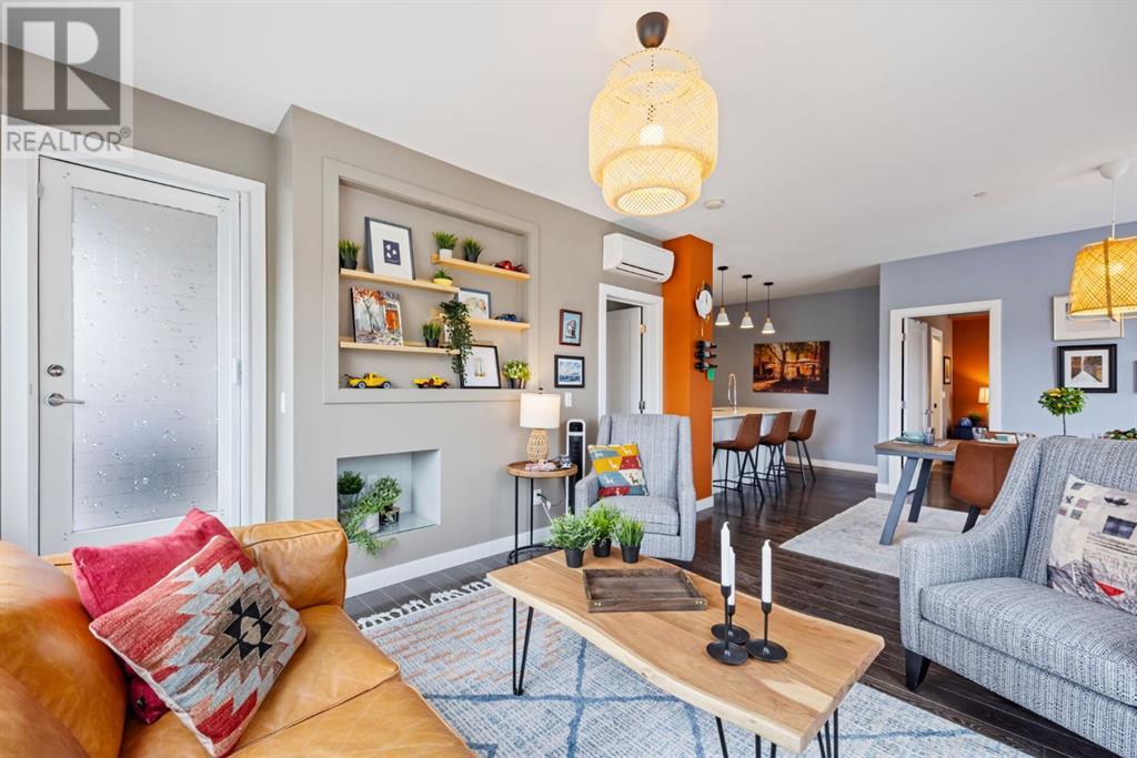 Single Family House for Sale in    Street NW West Hillhurst Calgary 