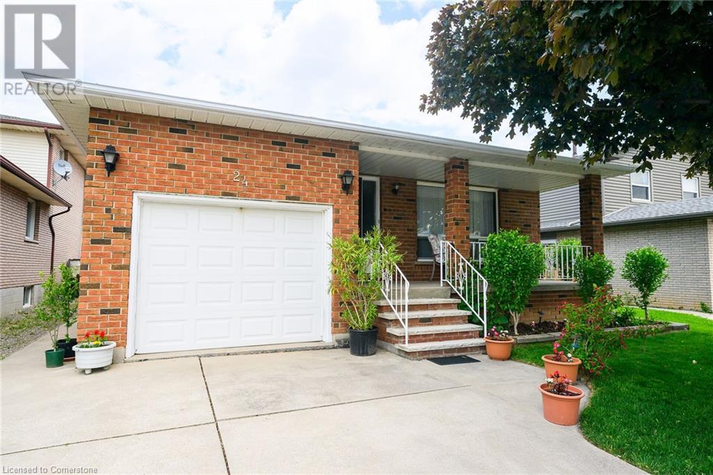 Photo 1 of 24 Pheasant Place, Hamilton ON