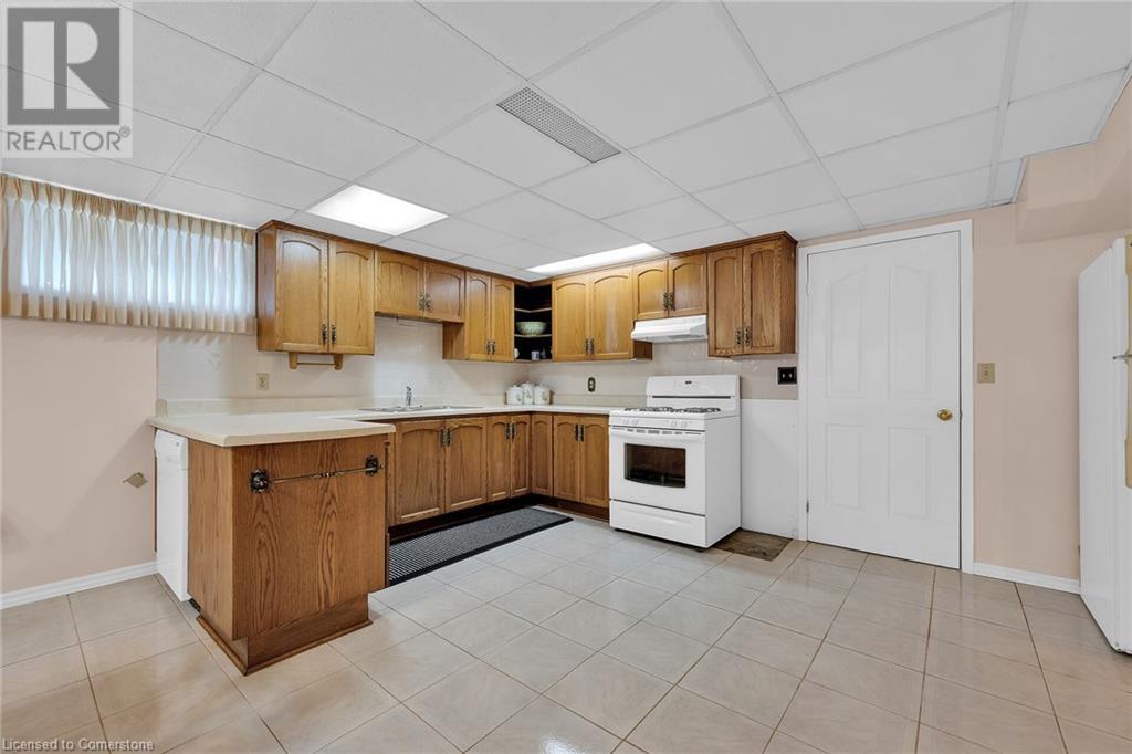 Photo 20 of 24 Pheasant Place, Hamilton ON