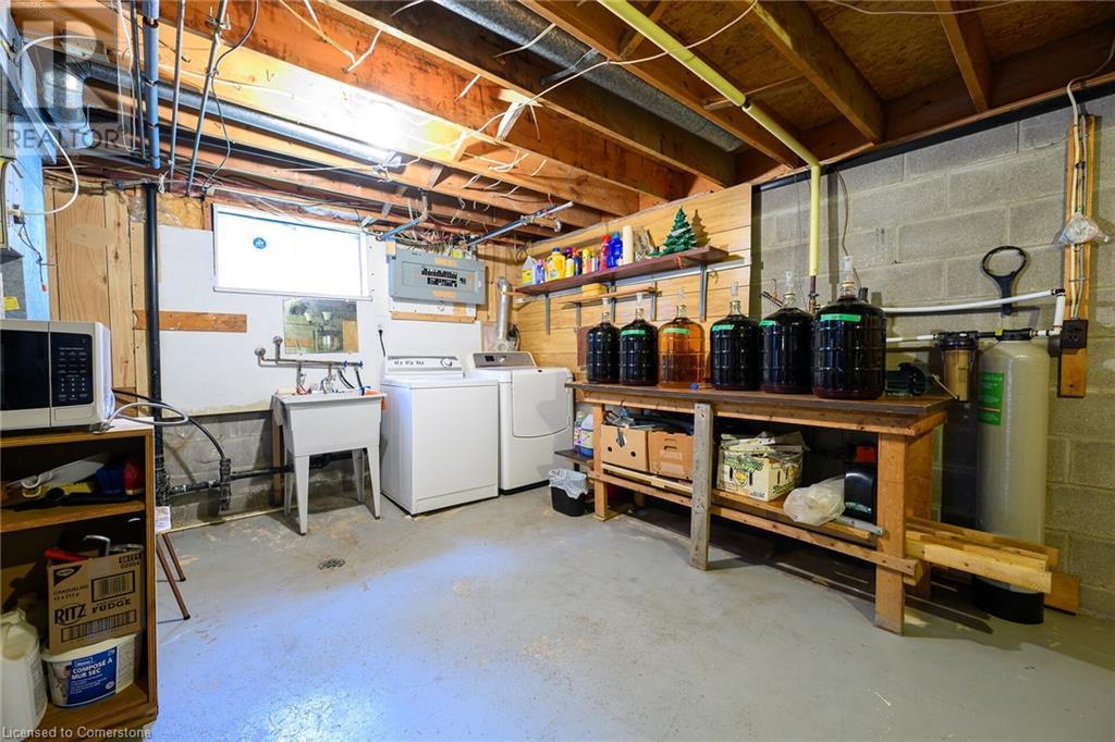 Photo 32 of 24 Pheasant Place, Hamilton ON