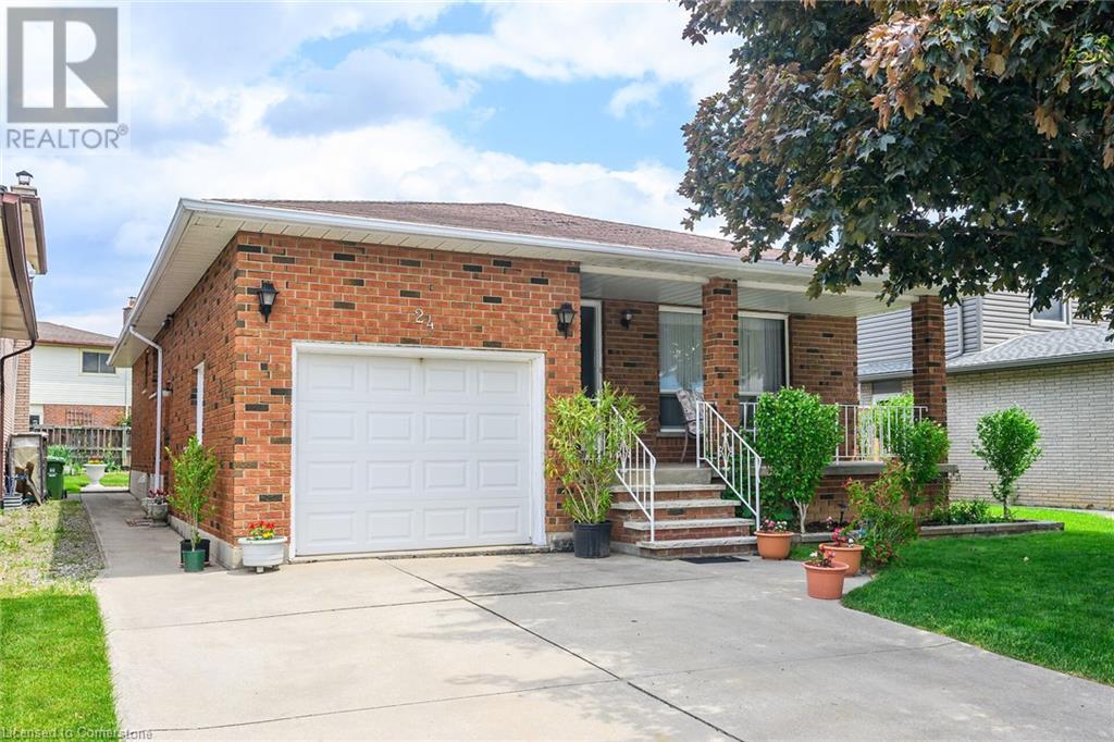 Photo 2 of 24 Pheasant Place, Hamilton ON