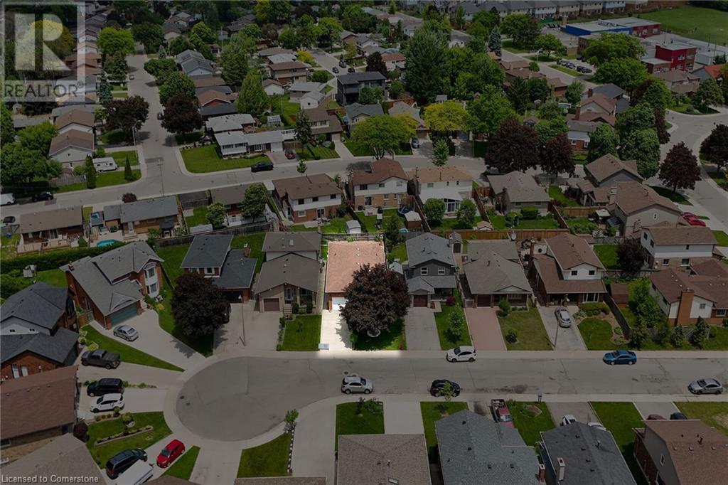 Photo 47 of 24 Pheasant Place, Hamilton ON