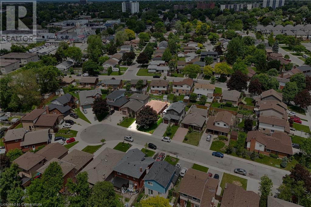 Photo 49 of 24 Pheasant Place, Hamilton ON