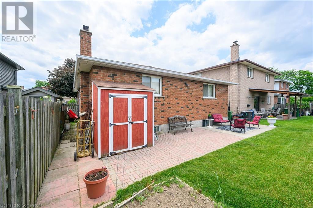 Photo 38 of 24 Pheasant Place, Hamilton ON