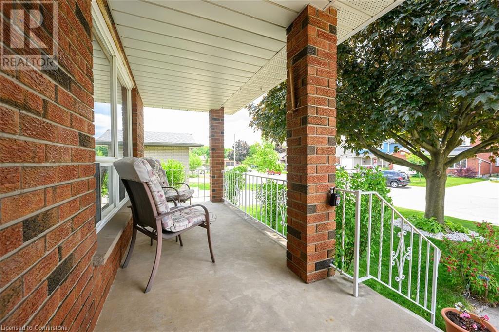 Photo 42 of 24 Pheasant Place, Hamilton ON