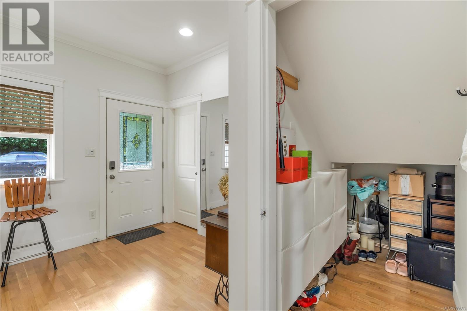 2111 Longspur Dr, Langford real estate listing 999863