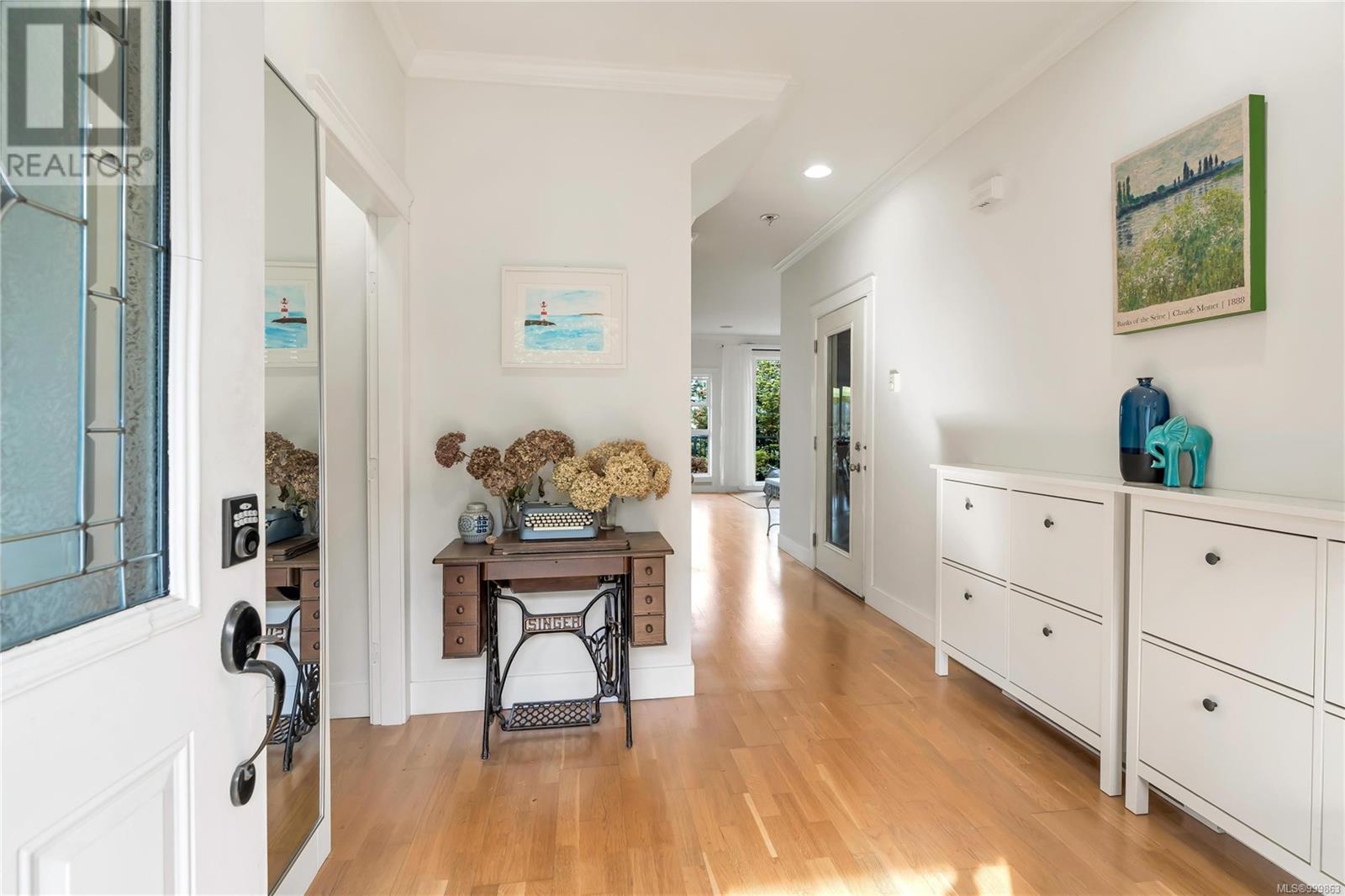 2111 Longspur Dr, Langford real estate listing 999863