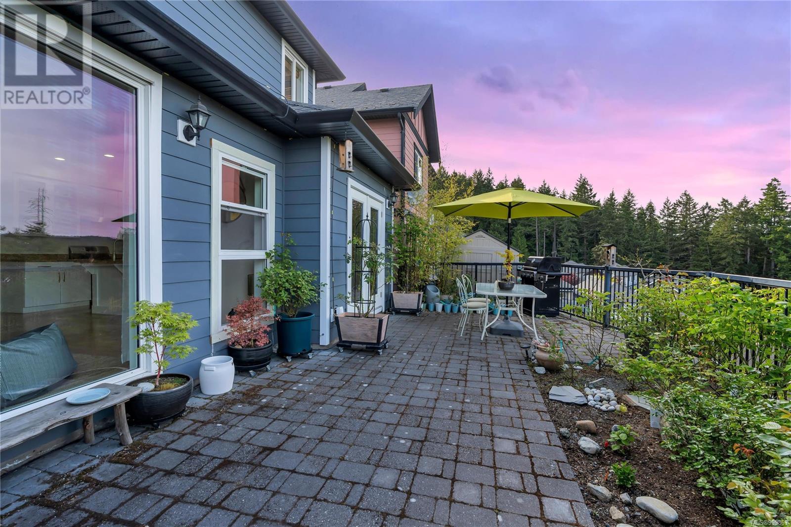 2111 Longspur Dr, Langford real estate listing 999863