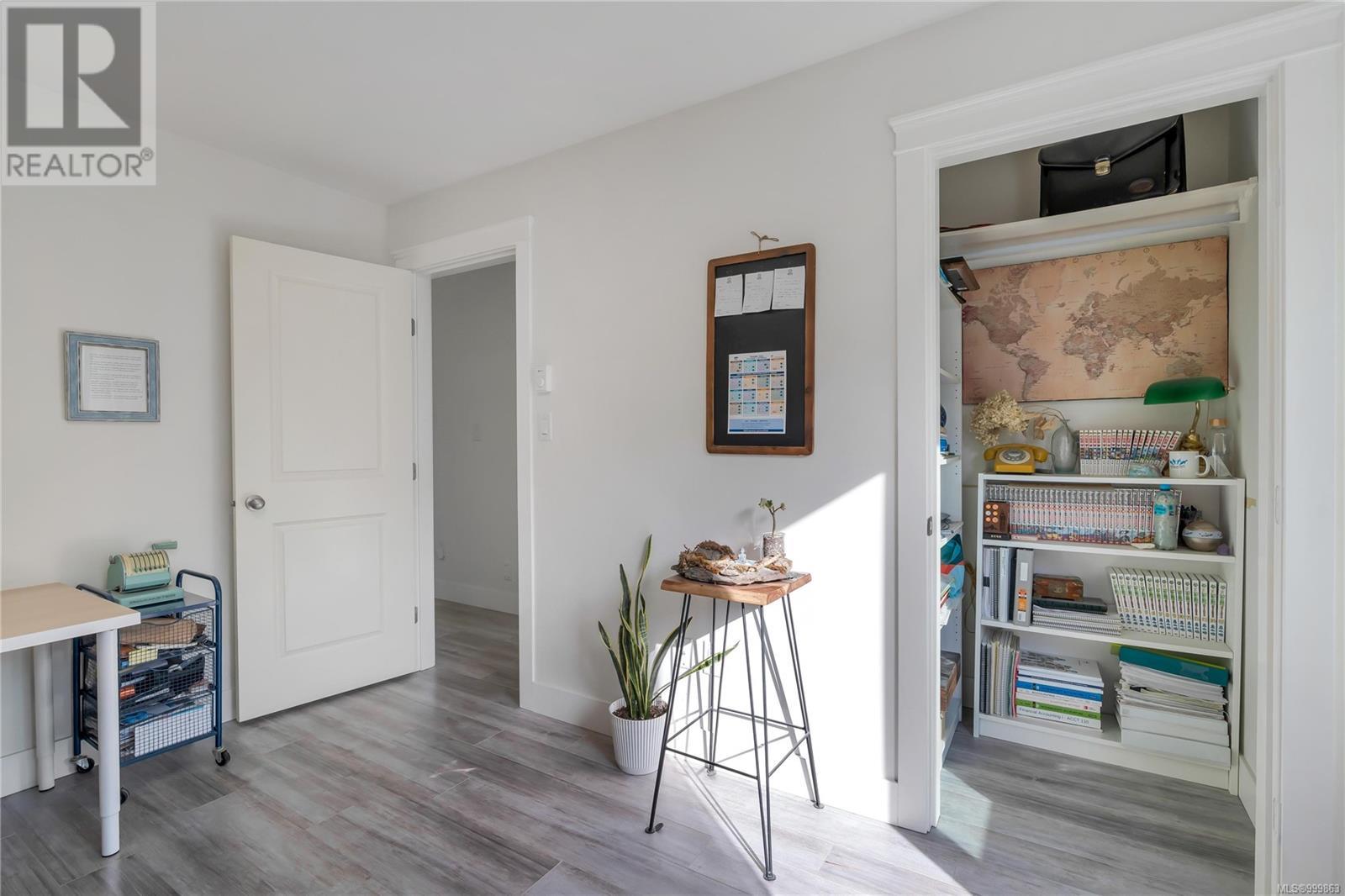 2111 Longspur Dr, Langford real estate listing 999863
