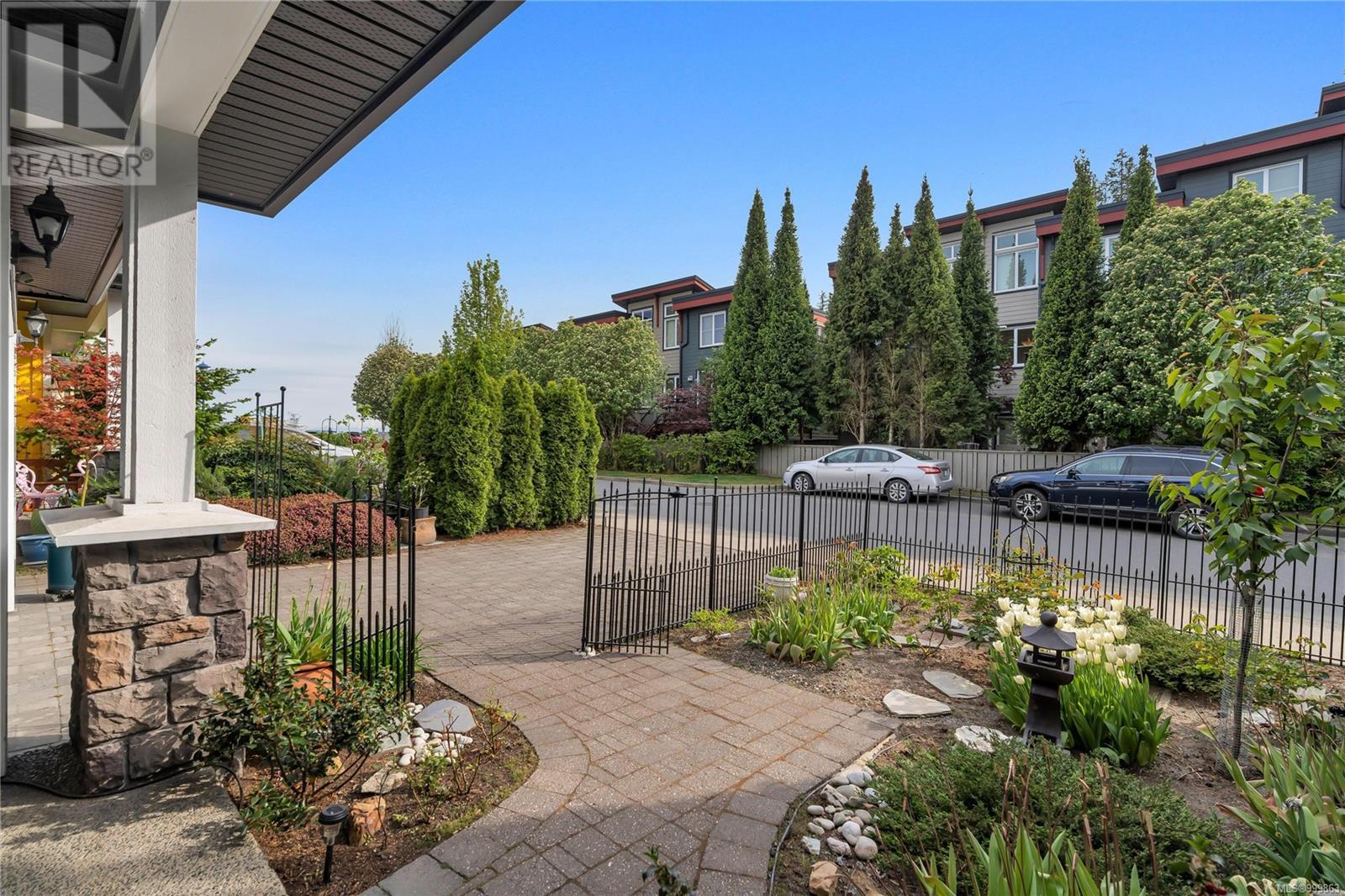 2111 Longspur Dr, Langford real estate listing 999863