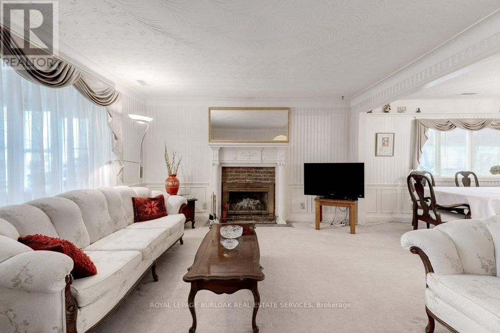 Photo 29 of 114 Second Road E, Hamilton ON
