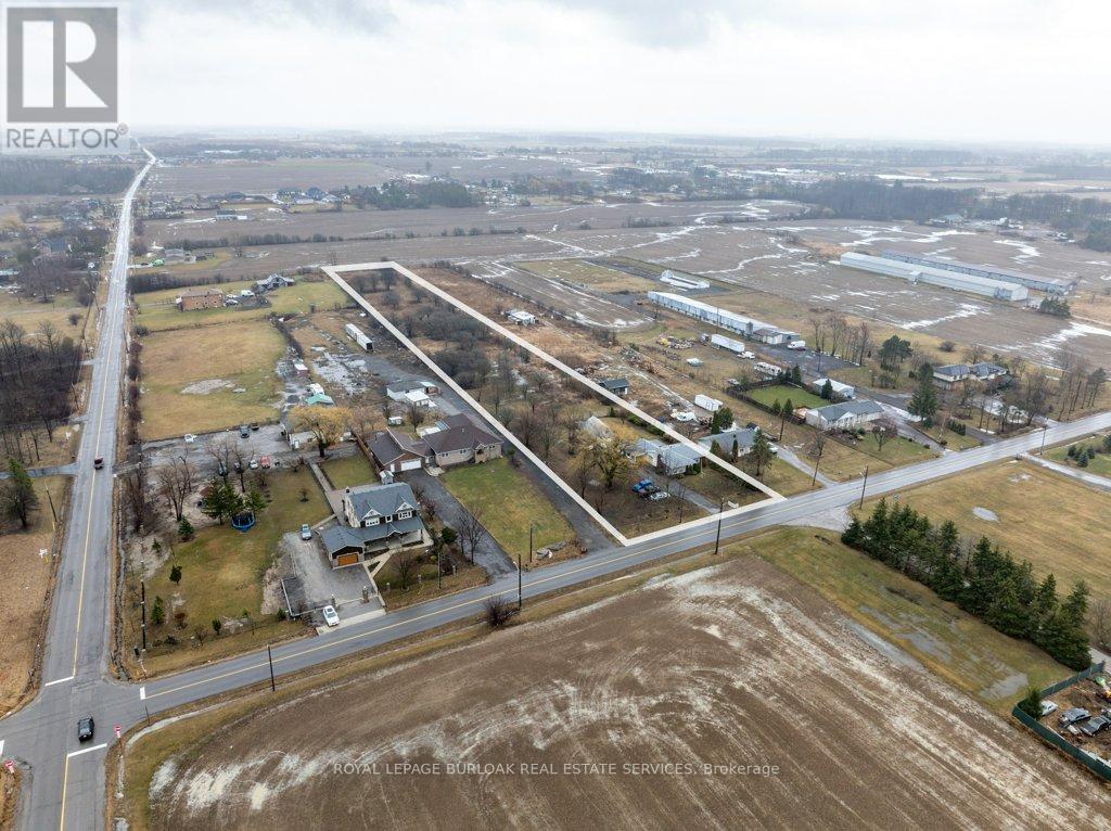 Photo 33 of 114 Second Road E, Hamilton ON