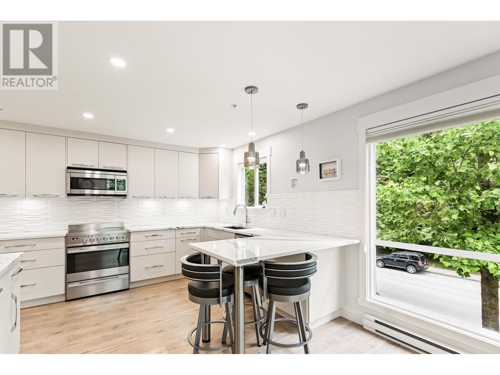 210 19142 122 AVENUE, Pitt Meadows real estate listing R3016356