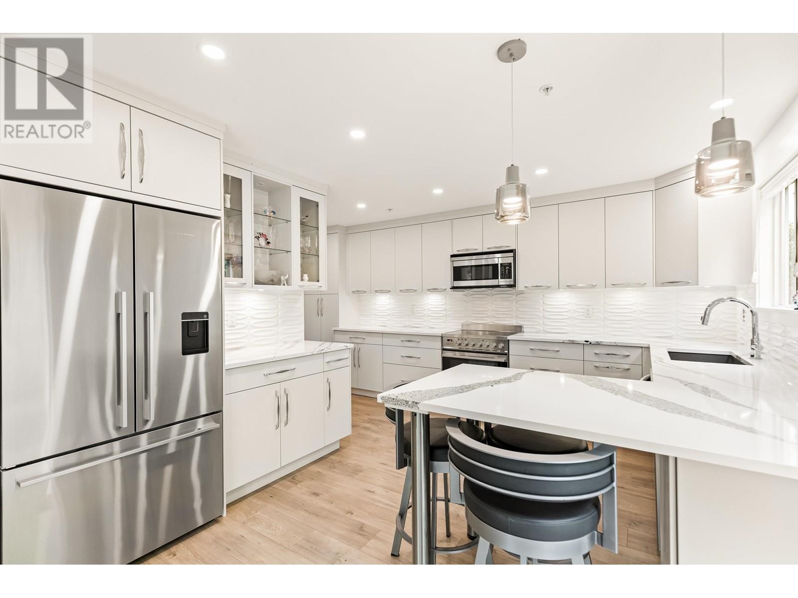 210 19142 122 AVENUE, Pitt Meadows real estate listing R3016356