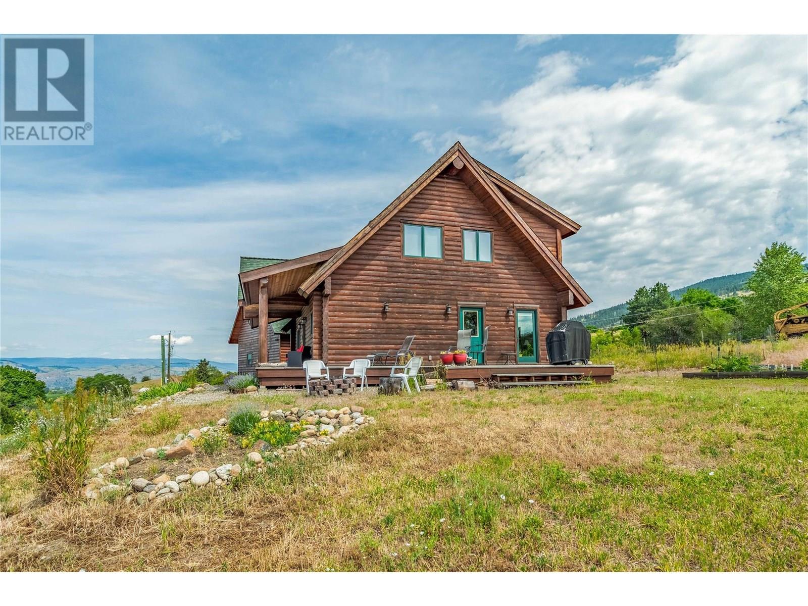 9371 6 Highway, Coldstream