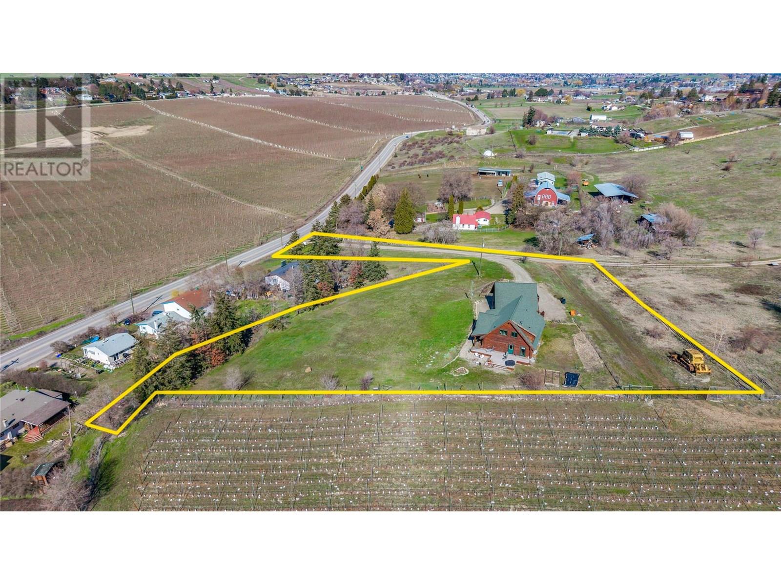 9371 6 Highway, Coldstream