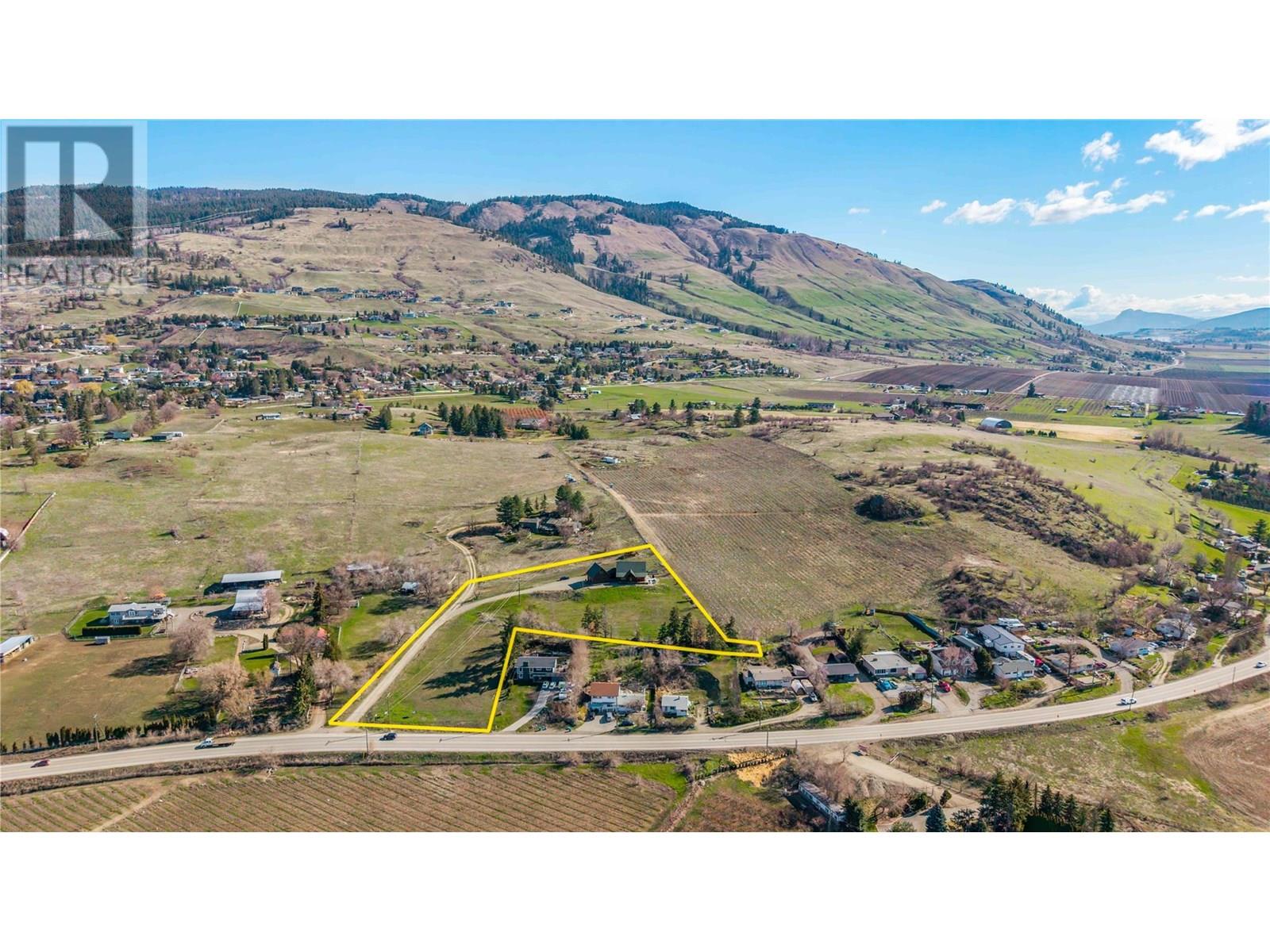 9371 6 Highway, Coldstream