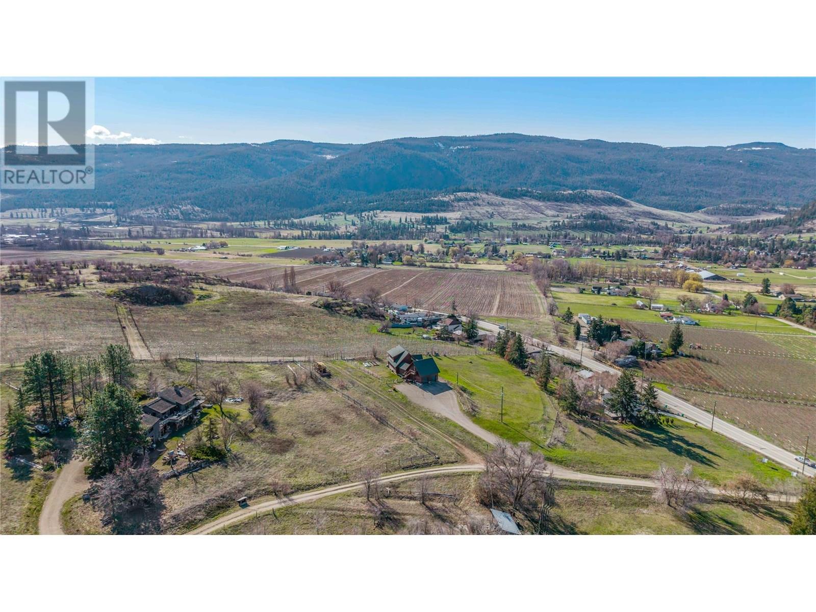 9371 6 Highway, Coldstream