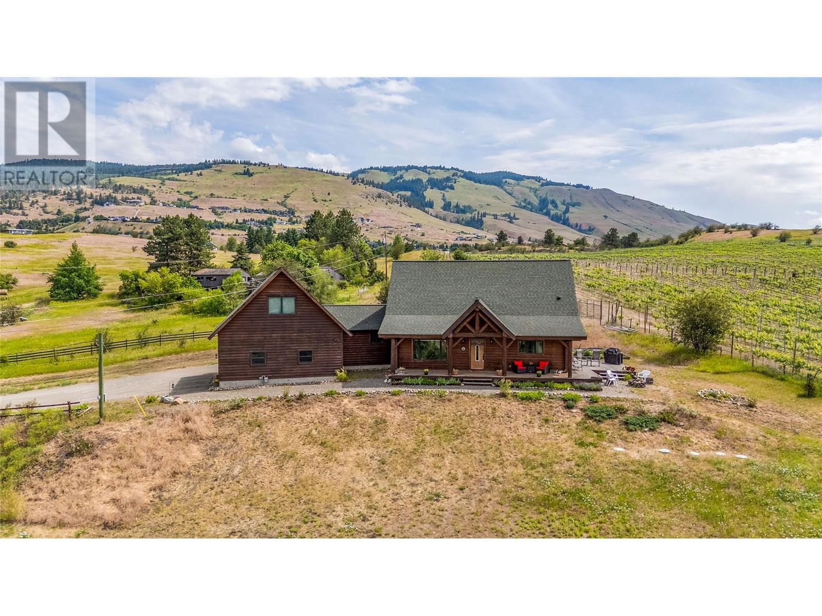 9371 6 Highway, Coldstream