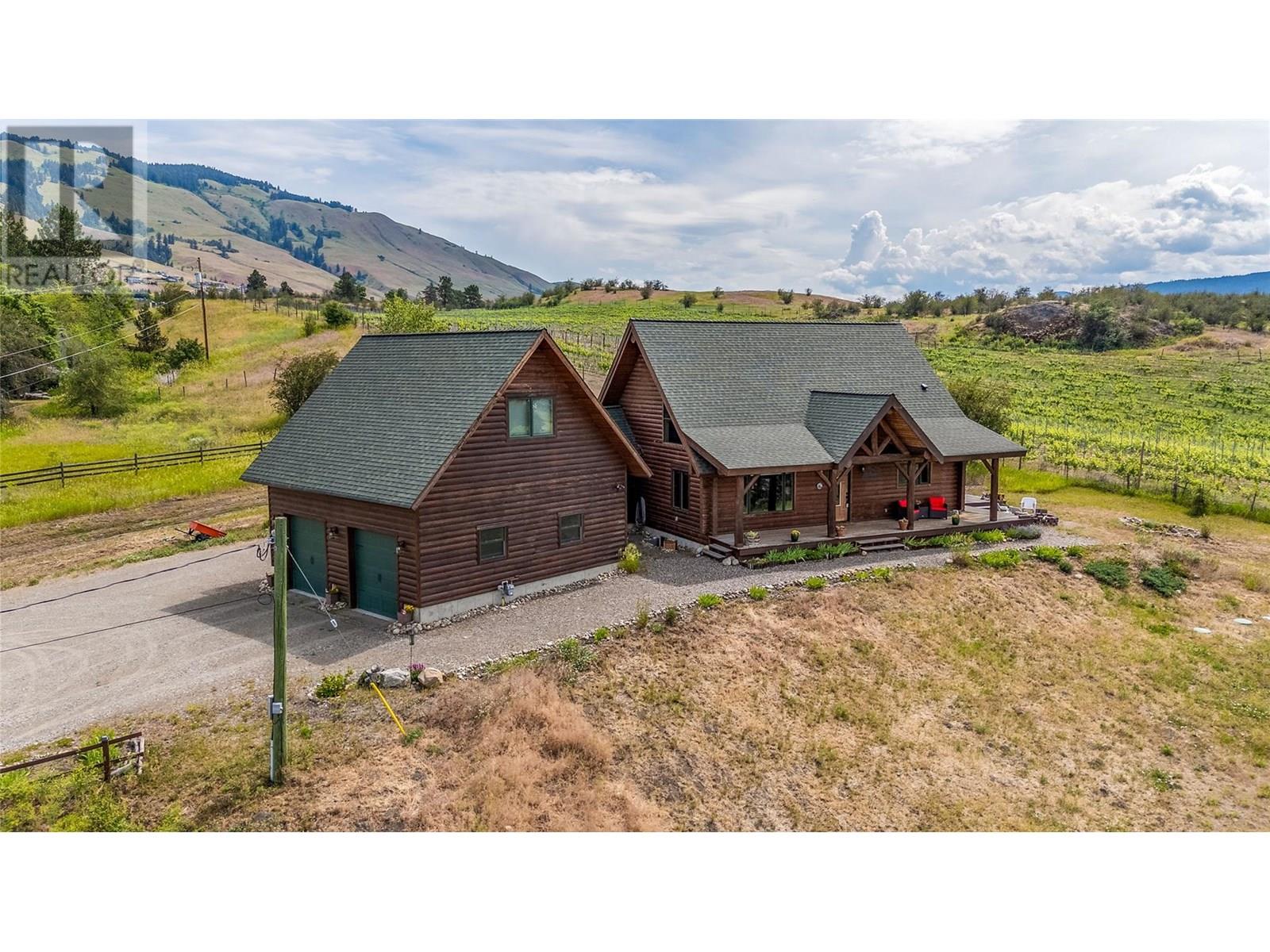 9371 6 Highway, Coldstream