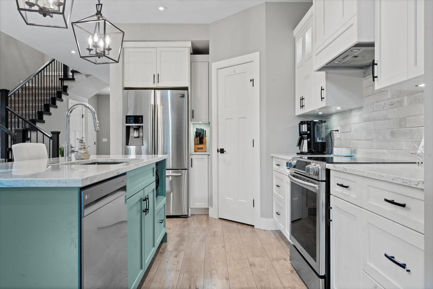 765 ASPEN LANE, Harrison Hot Springs, Harrison Hot Springs
