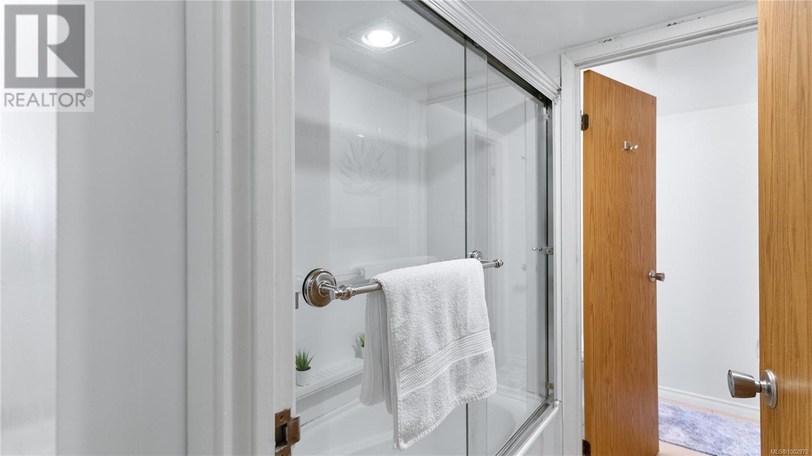 #601 1026 JOHNSON ST - Image 19