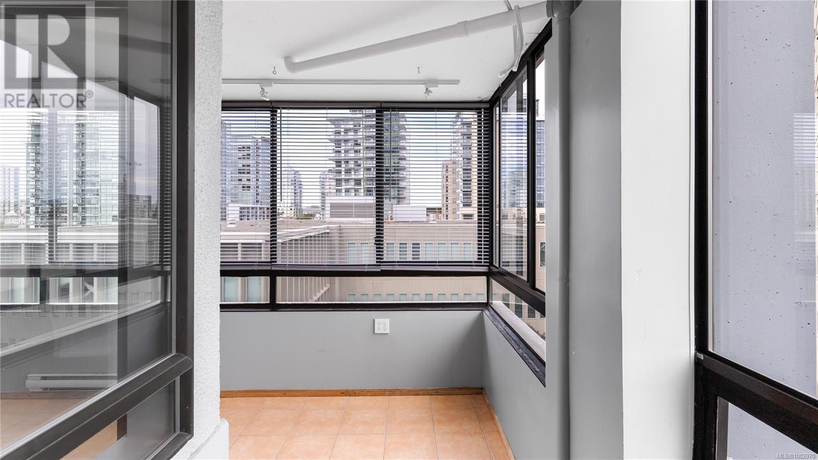 #601 1026 JOHNSON ST - Image 8