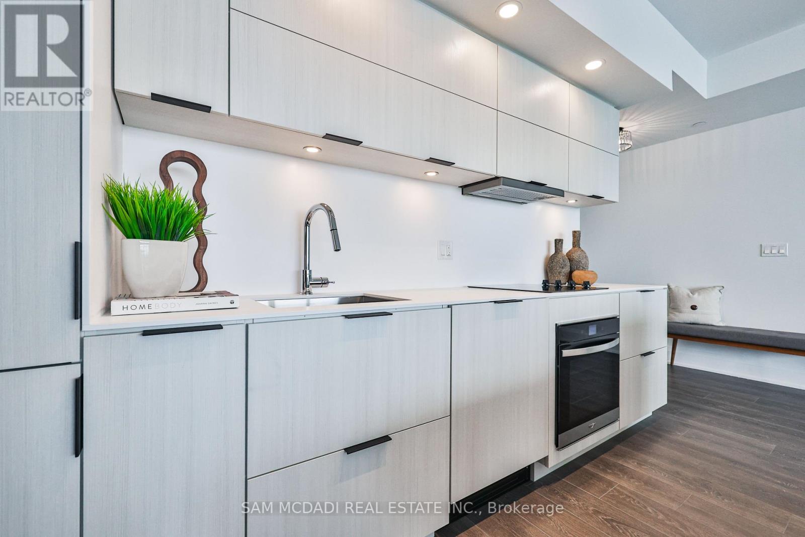 Photo 45 of 2204 370 Martha Street, Burlington ON