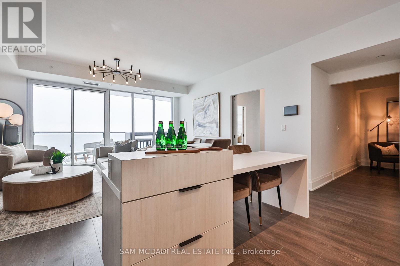 Photo 10 of 2204 370 Martha Street, Burlington ON