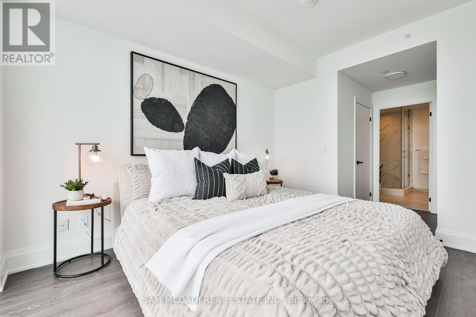 Photo 27 of 2204 370 Martha Street, Burlington ON