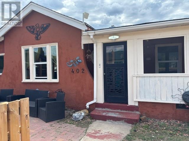  402 Orchard Avenue, Penticton