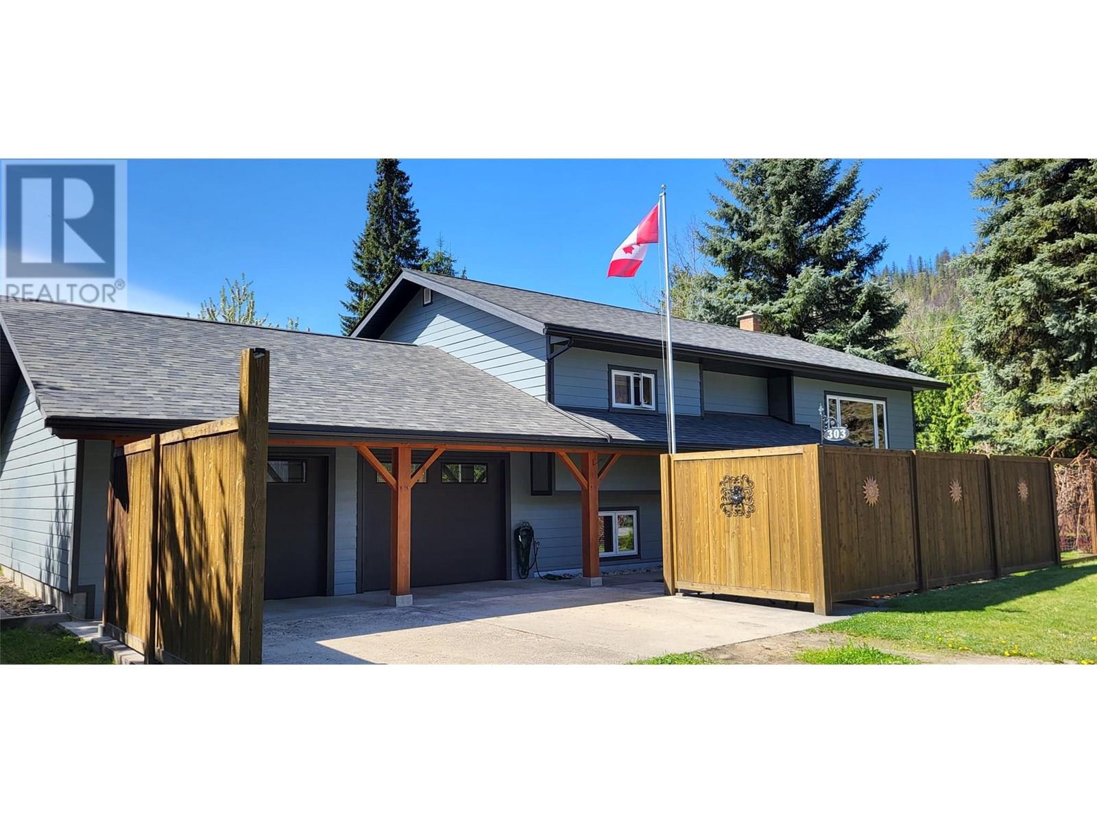 Photo 16 of 303 Delany Avenue, Slocan BC