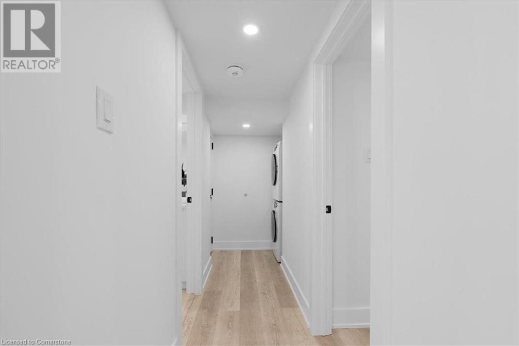 Photo 22 of 94 West 32nd Street, Hamilton ON